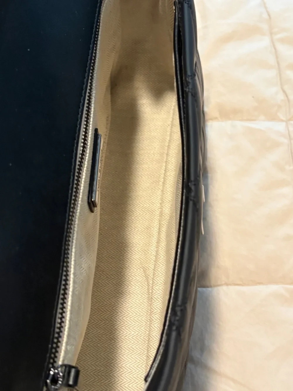 Tory Burch Matte Willa Handbag Bag Black Large